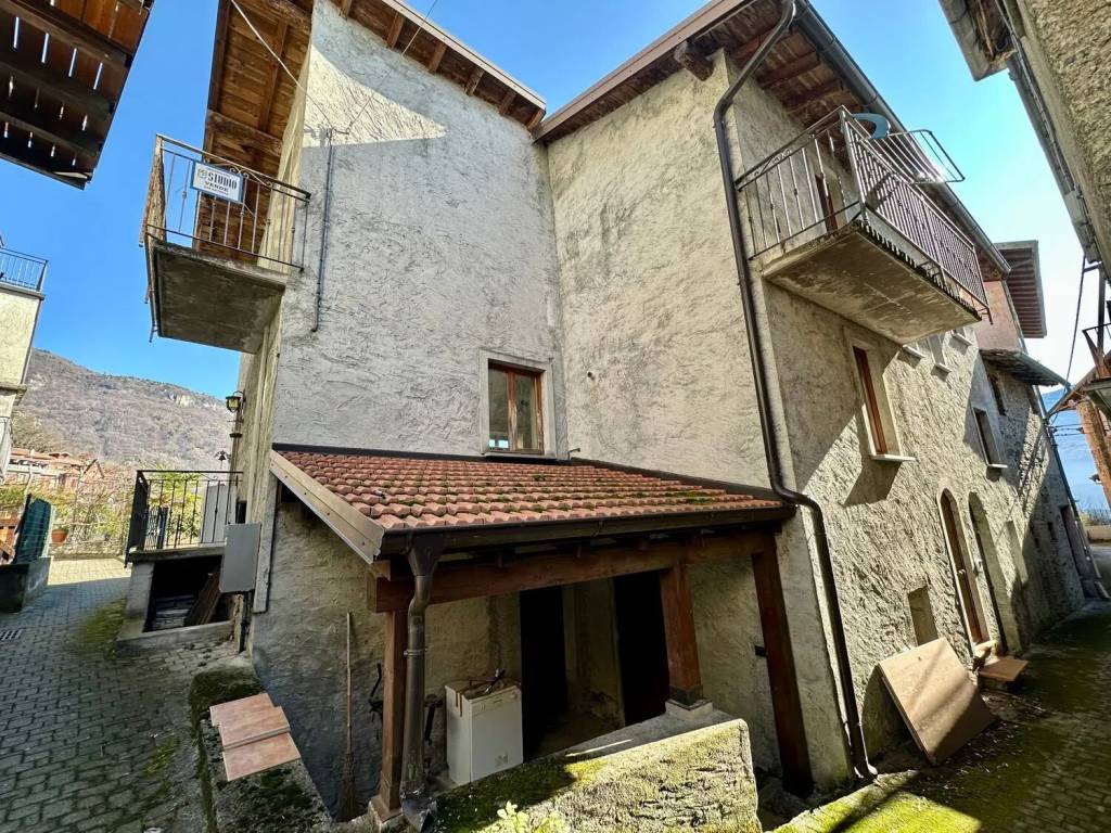 Villa a Gravedona ed uniti in Via Taiana, 45 - Foto 3