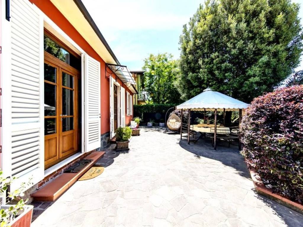 Villa a Pescia in Via Panoramica - Foto 2