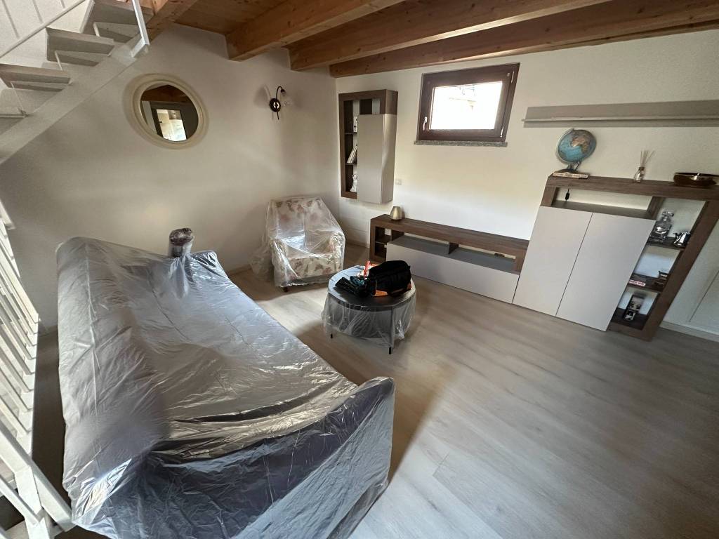 Casa indipendente a Montano lucino in Via San Giorgio - Foto 2