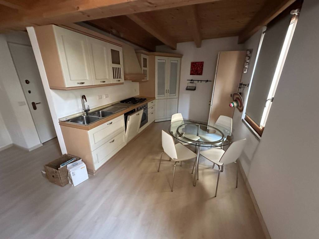 Casa indipendente a Montano lucino in Via San Giorgio - Foto 4