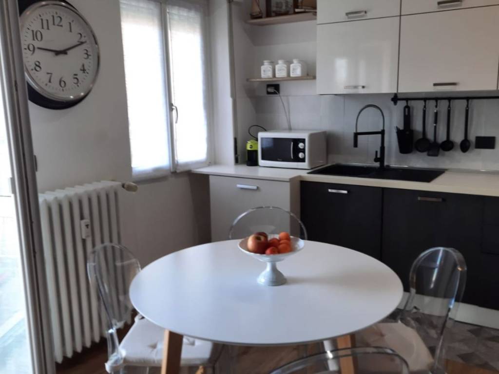 Appartamento a Verbania in Via Annibale Rosa - Foto 2