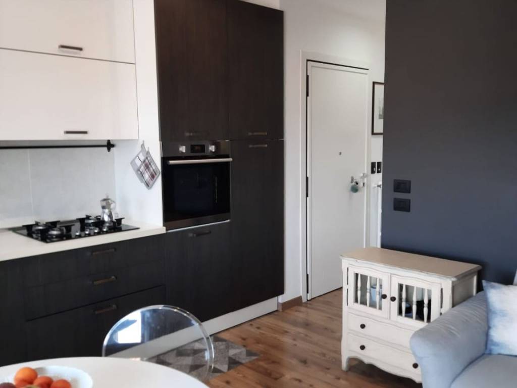 Appartamento a Verbania in Via Annibale Rosa - Foto 4