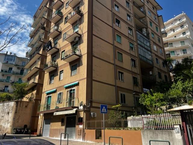 Appartamento a Salerno in Via Valerio Laspro, 14 - Foto 5