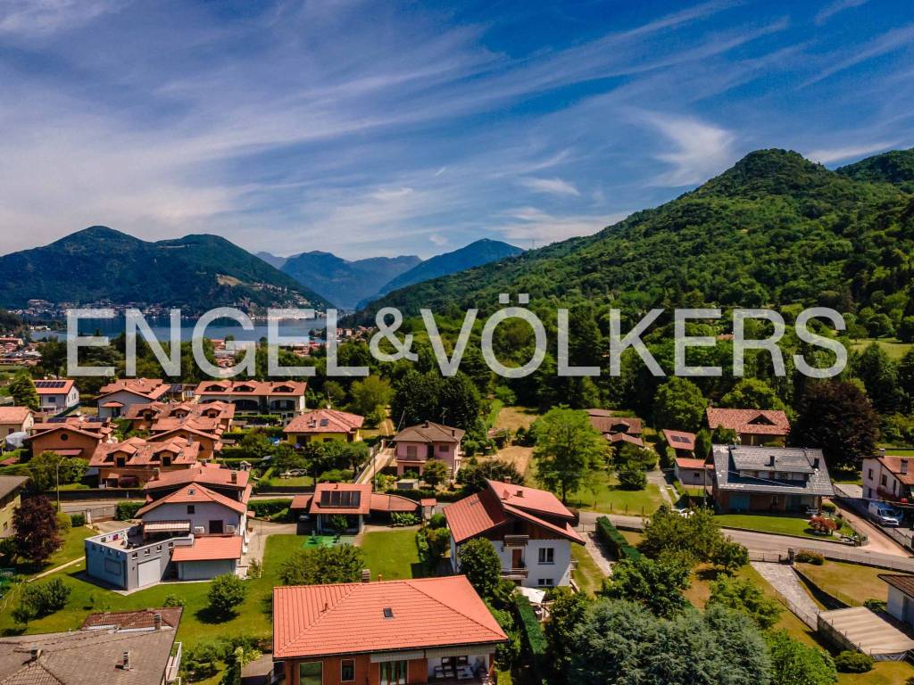 Villa a Besano in Via Oreste Albertini, 12 - Foto 4