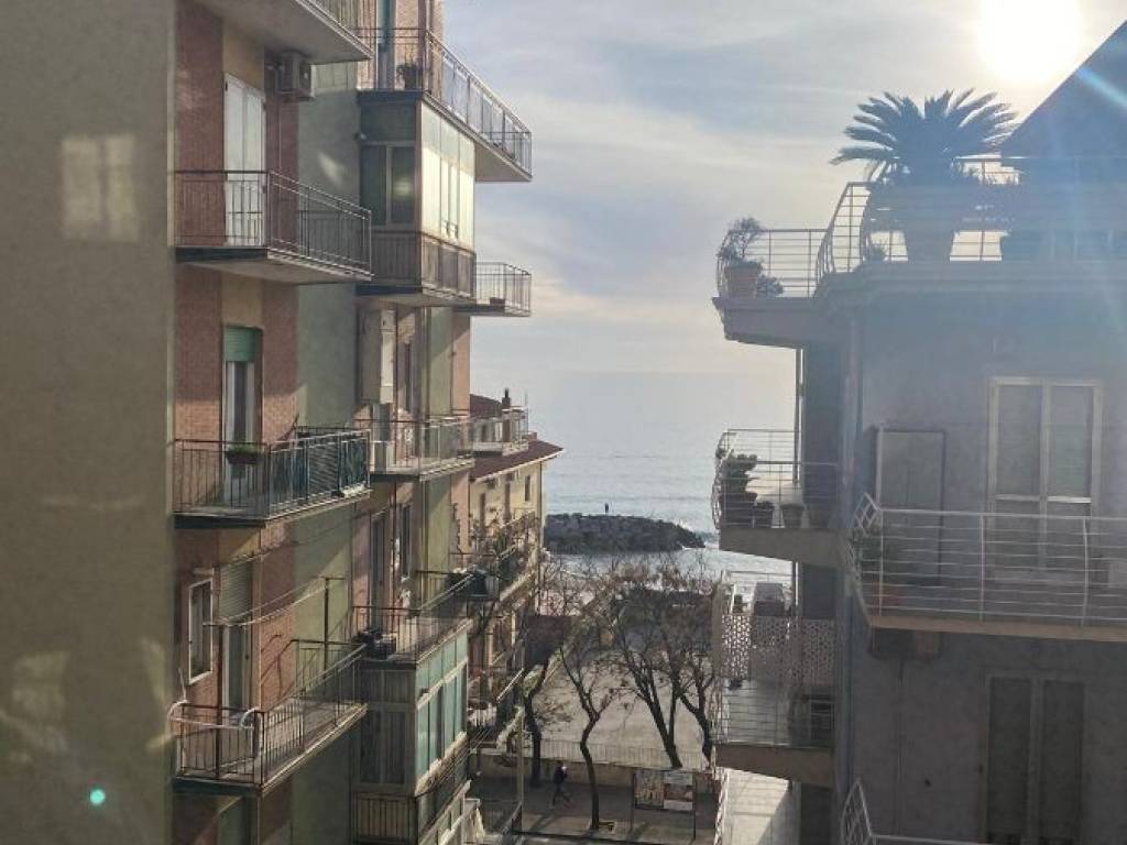 Appartamento a Salerno in Via Madonna di Fatima - Foto 2