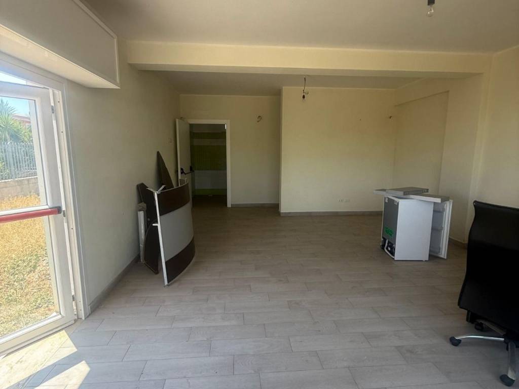 Villa a Crotone in Via delle Conchiglie - Foto 4