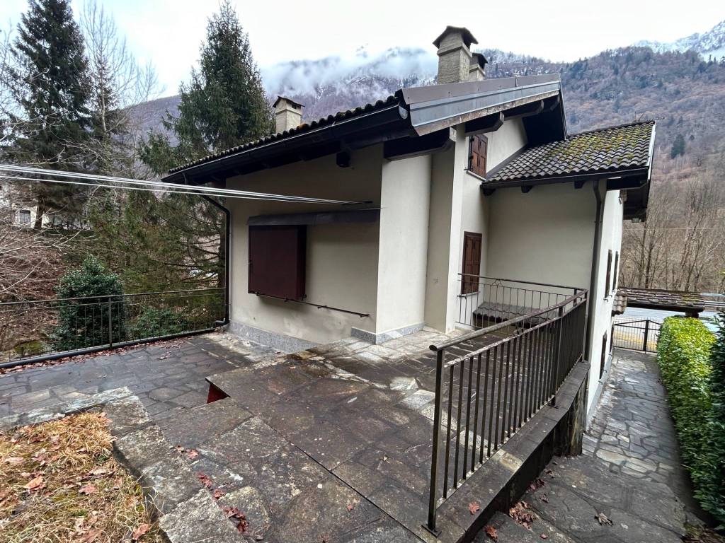 Casa indipendente a Calasca-castiglione in Località Val Bianca - Foto 2