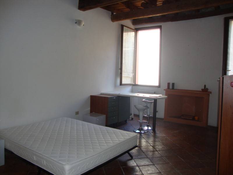 Appartamento a Ferrara in Via Della Vittoria - Foto 2