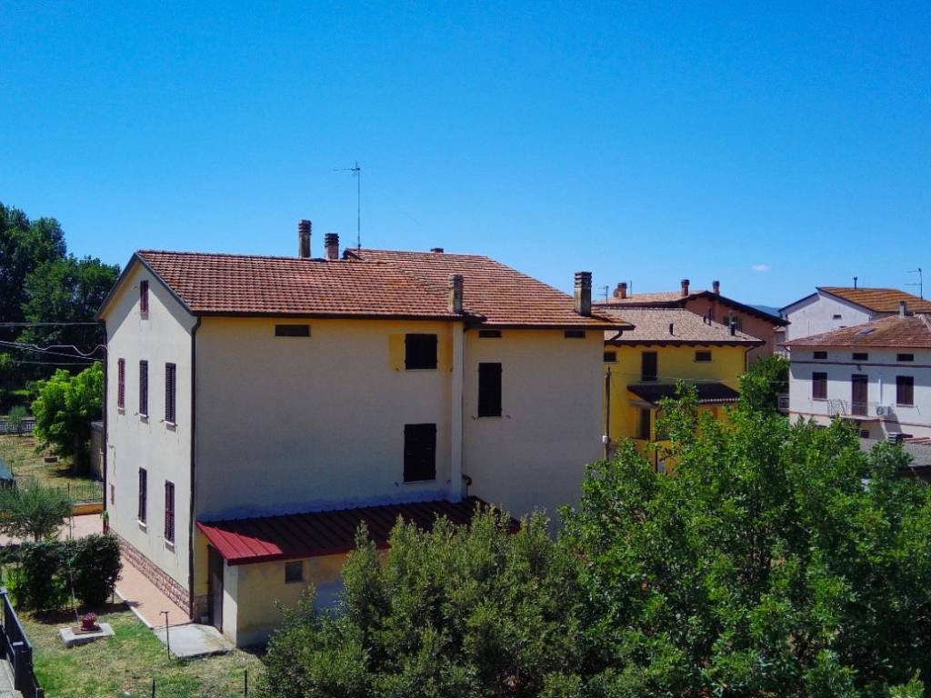 Villa a Bastia umbra in Via Campiglione - Foto 4