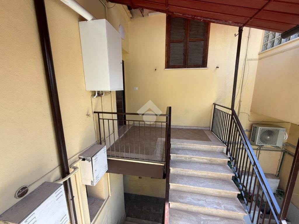 Appartamento a Aprilia in Largo delle Rose, 9 - Foto 4