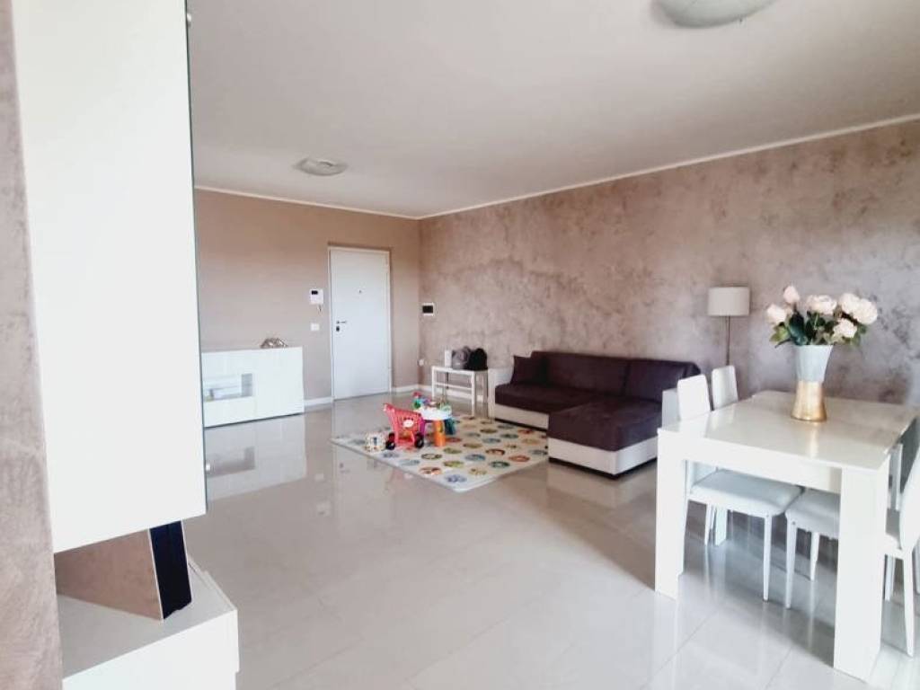 Appartamento a Aprilia in VIA EDUARDO DE FILIPPO, 14 - Foto 5
