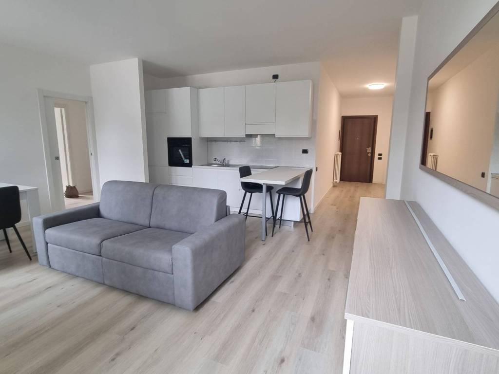 Appartamento a Merate in Viale Giuseppe Garibaldi, 31 - Foto 2