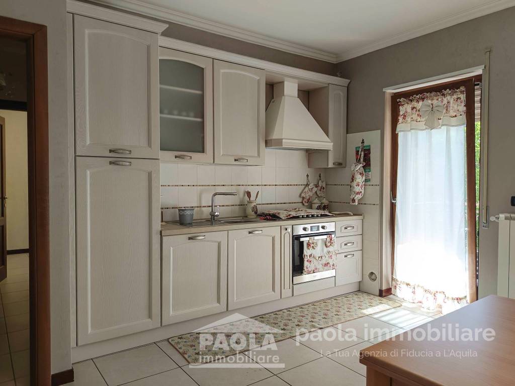 Appartamento a L'aquila in Via Antica Arischia - Foto 5