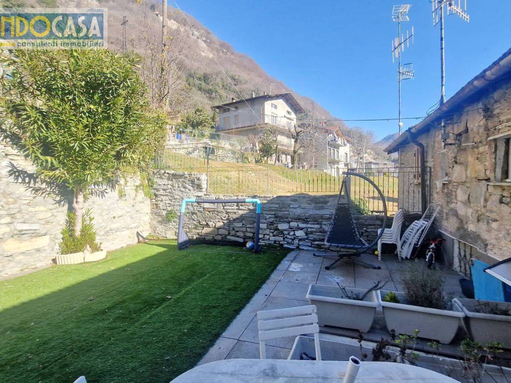 Casa indipendente a Carate urio in via mazzaina, 16 - Foto 3