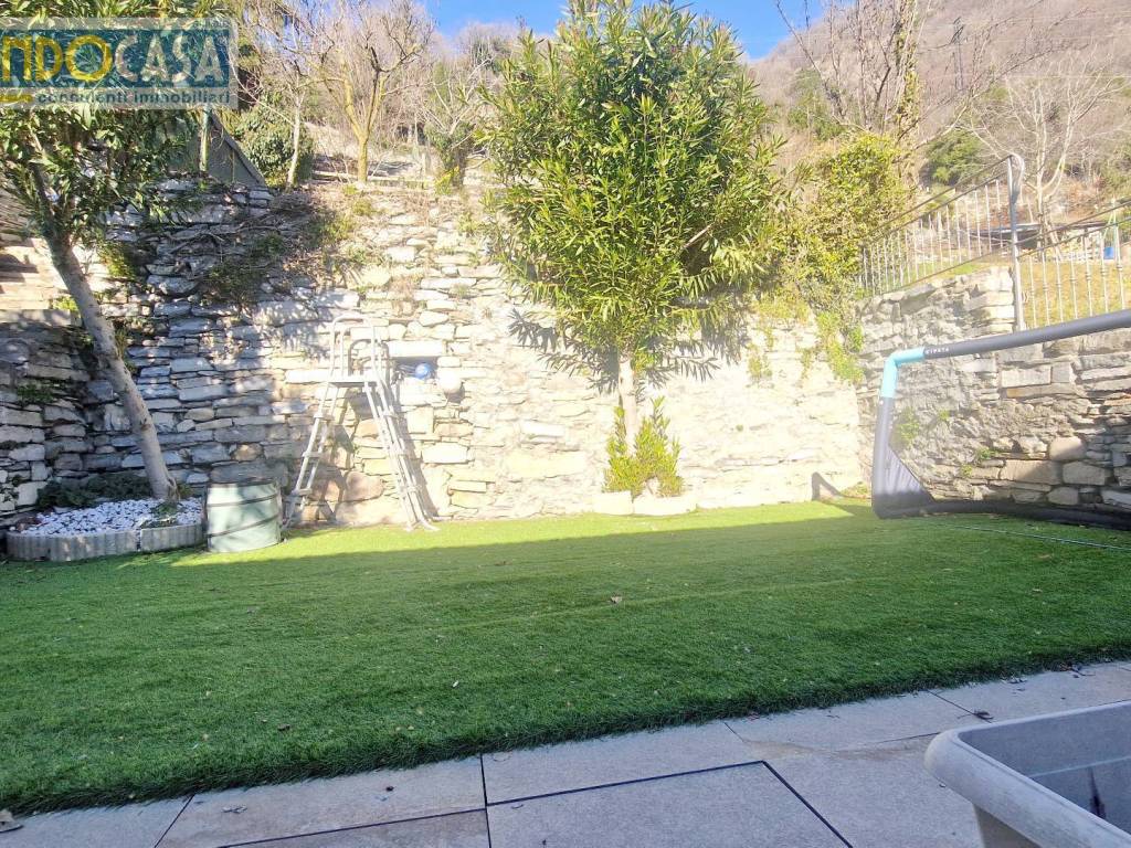 Casa indipendente a Carate urio in via mazzaina, 16 - Foto 5