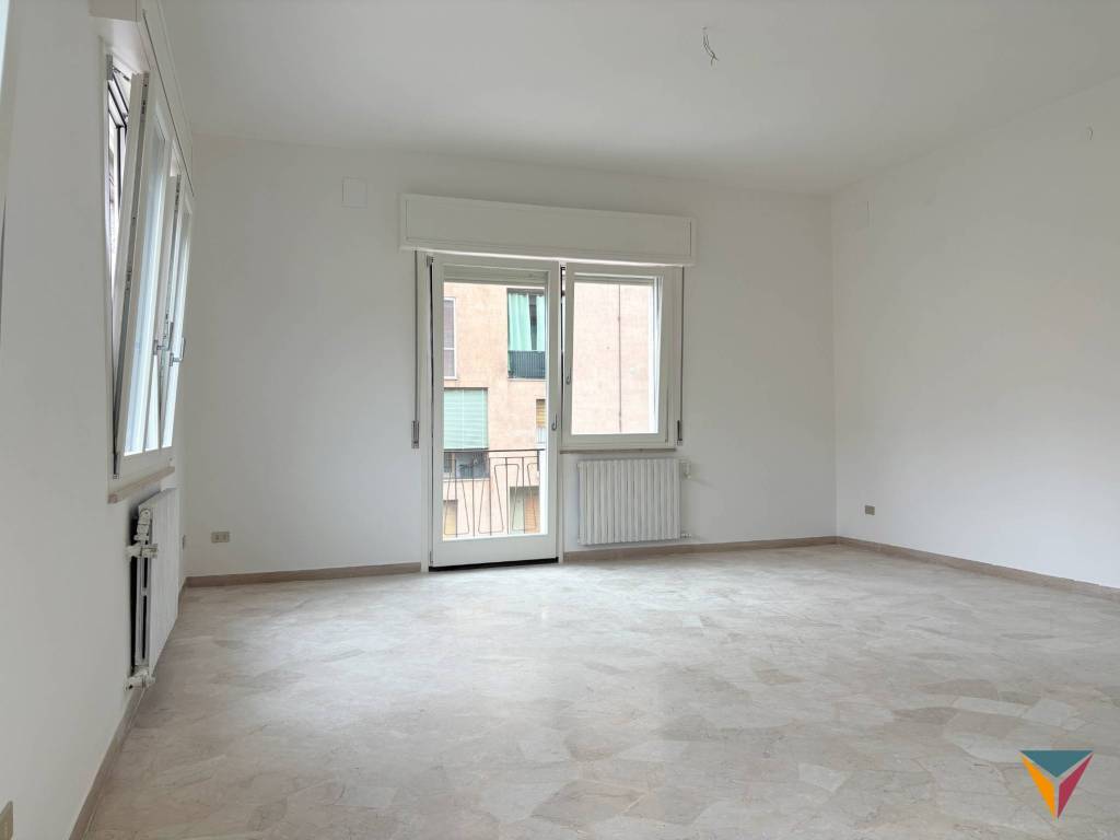 Appartamento a Mantova in Viale Luigi Vaschi, 15 - Foto 2