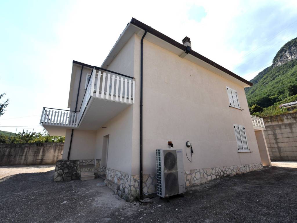 Villa a Contrada in Via Fratte - Foto 2