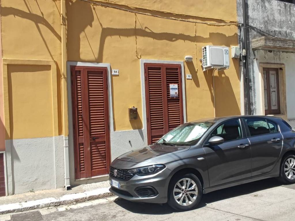 Appartamento a Aradeo in Via Ugo Foscolo, 62 - Foto 2