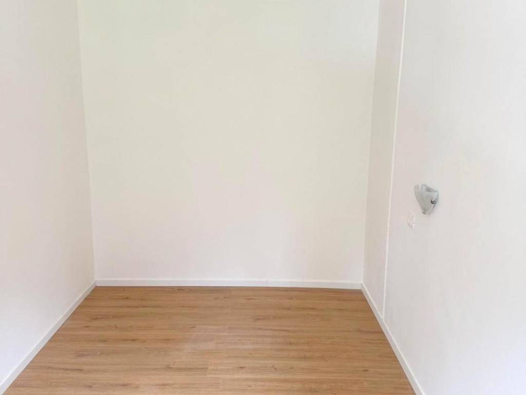 Appartamento a Trieste in Via Girolamo Muzio - Foto 3