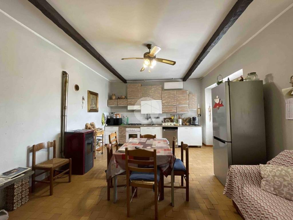 Casa indipendente a Asti in Frazione Vaglierano Basso, 148 - Foto 5