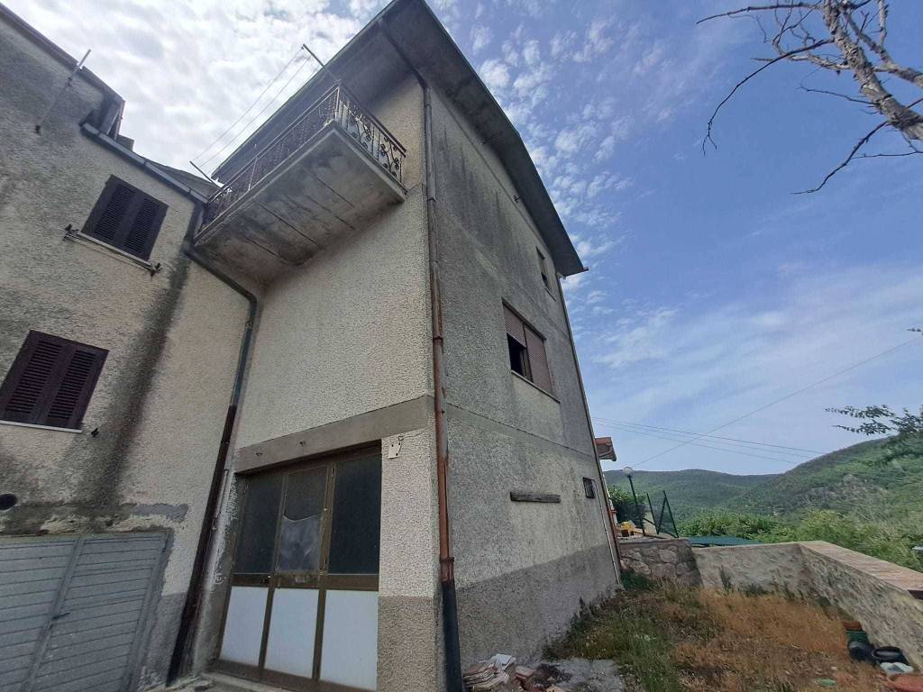 Casa indipendente a Amelia in Strada di Macchie - Foto 2