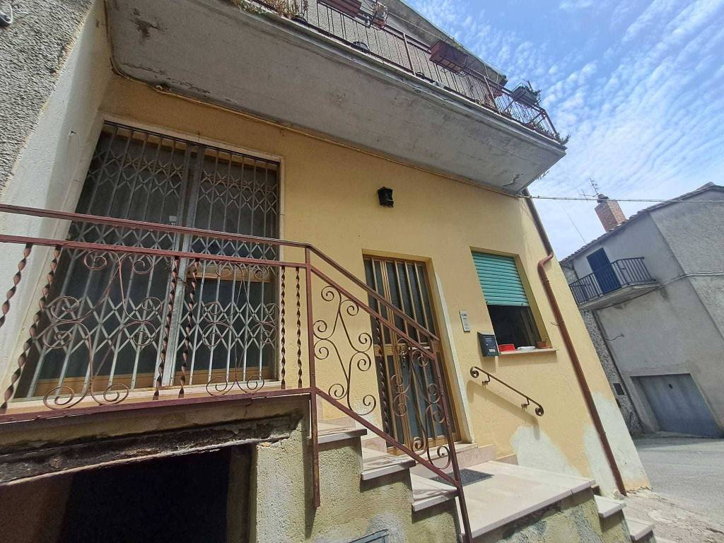 Casa indipendente a Amelia in Strada di Macchie - Foto 3