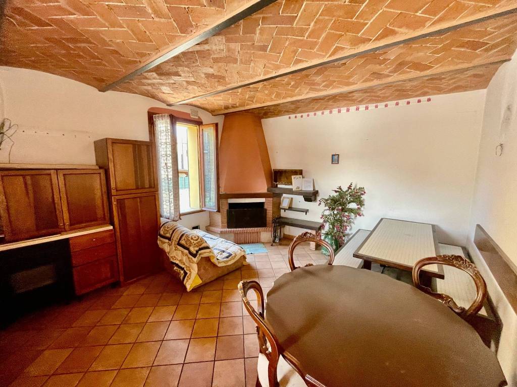 Casa indipendente a Monsummano terme in Via Vittorio Veneto - Foto 2