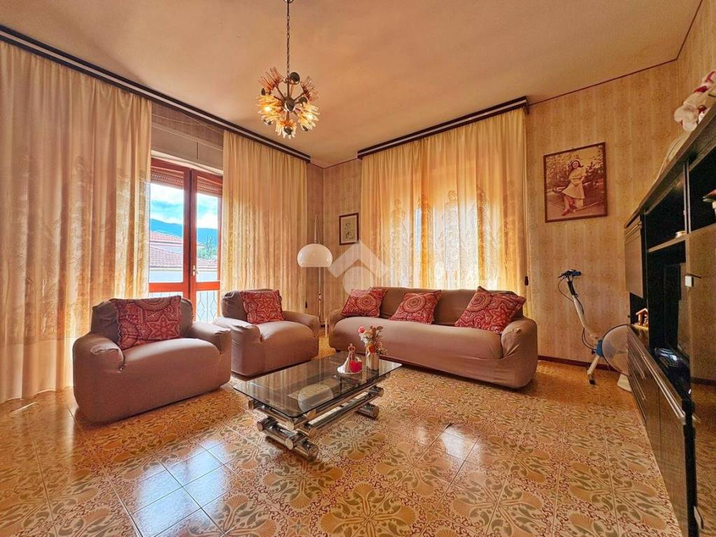 Casa indipendente a Cerreto d'esi in Via Giuseppe Garibaldi, 11 - Foto 4