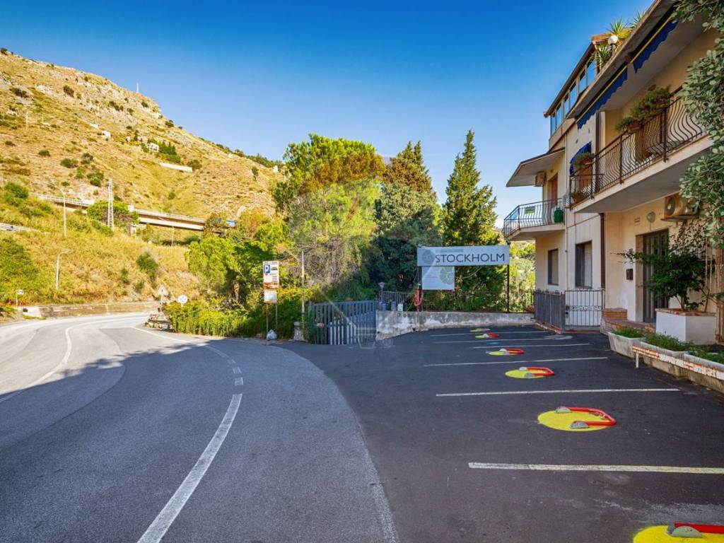 Appartamento a Taormina in via Nazionale, 175 - Foto 2