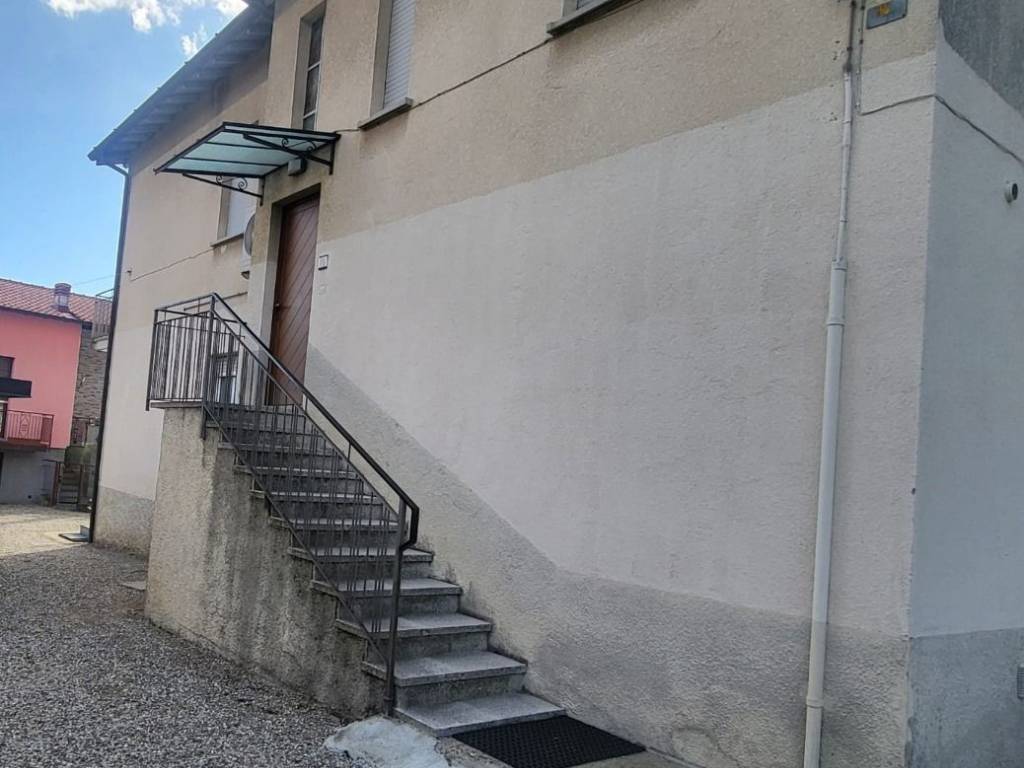 Appartamento a San fermo della battaglia in Via Carlo De Cristoforis - Foto 2
