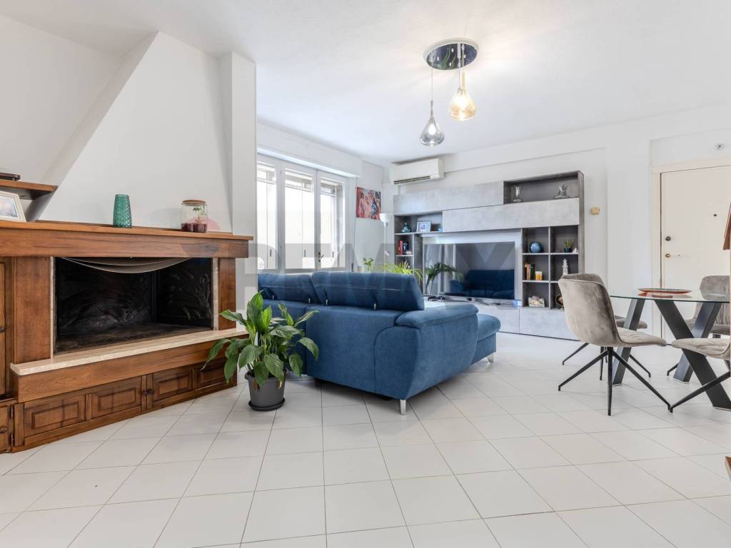 Appartamento a Cagliari in Viale Marconi, 135 - Foto 3