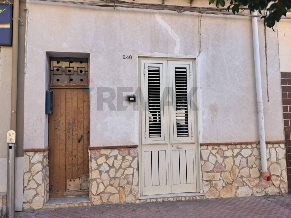 Appartamento a Cinisi in c.so Umberto I, 240 - Foto 2