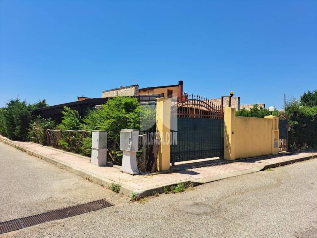 Villetta a schiera a Crotone in via delle begonie - Foto 3