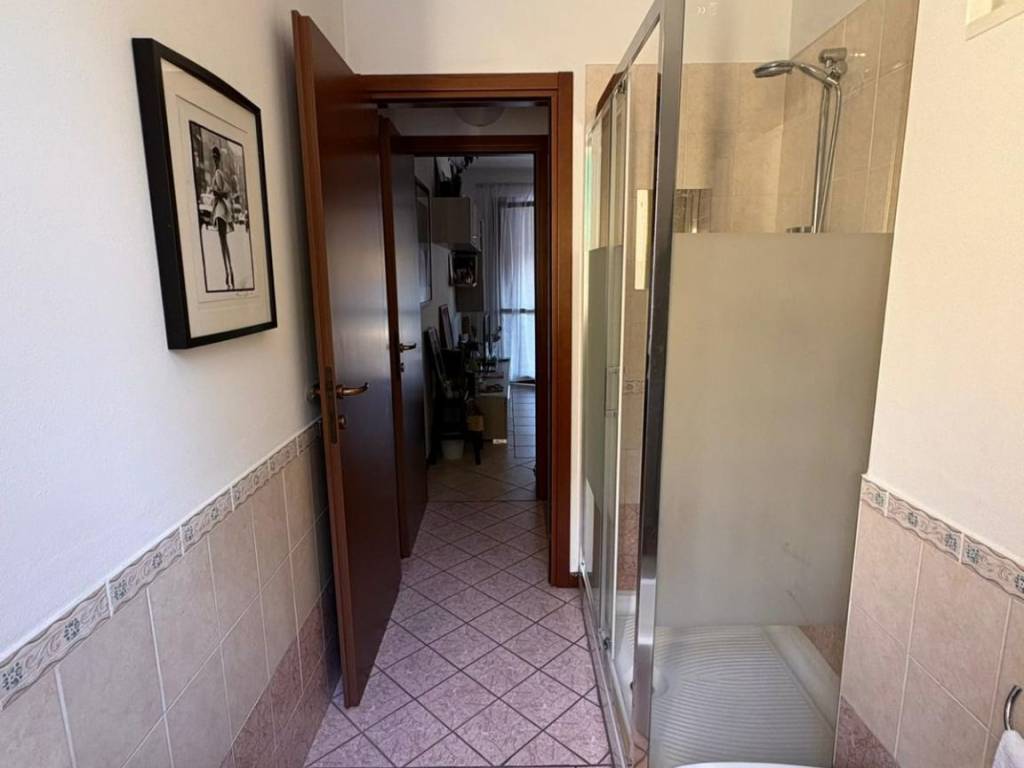 Appartamento a Bregnano in Via Alfonso La Marmora - Foto 5