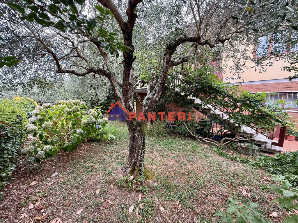 Villa a Pescia in Via Romana - Foto 3
