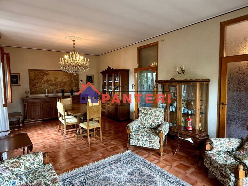 Villa a Pescia in Via Romana - Foto 5