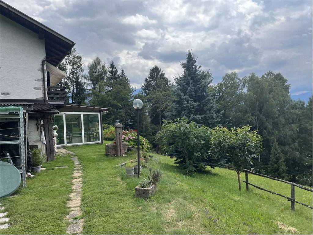 Villa a Castel ivano in Località Noslè - Foto 2