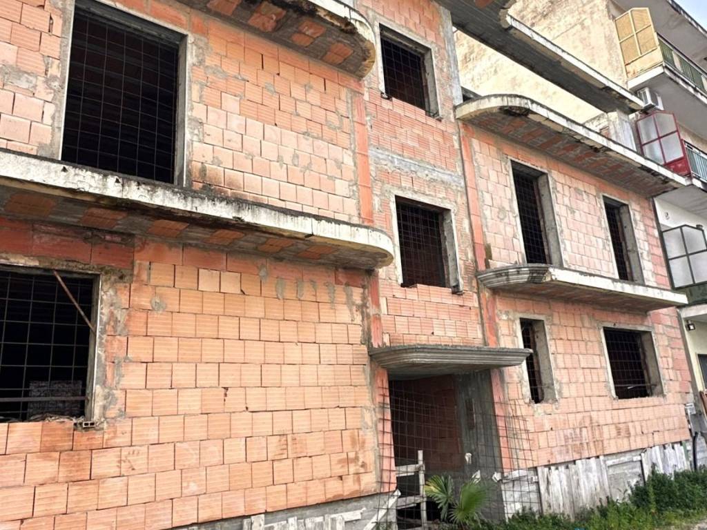 Palazzo / stabile a Maddaloni in Via Brecciame, 89 - Foto 4
