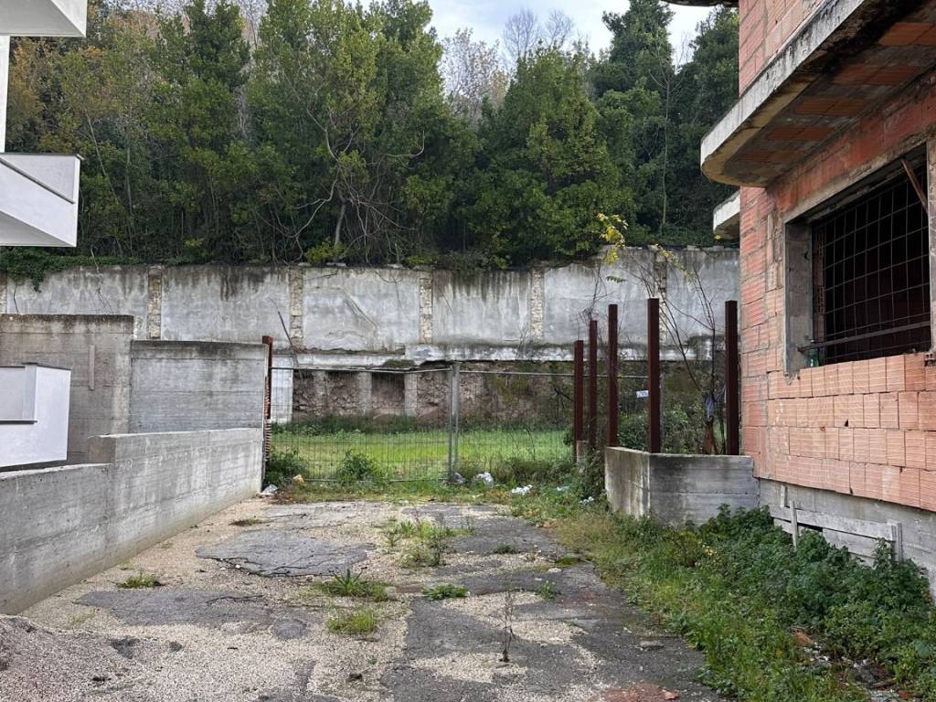 Palazzo / stabile a Maddaloni in Via Brecciame, 89 - Foto 5