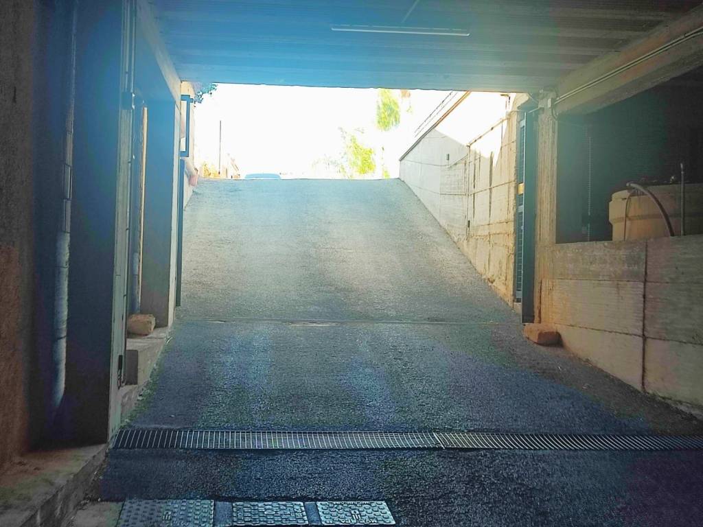 Box / garage a Cinisi in Via delle Case - Foto 2