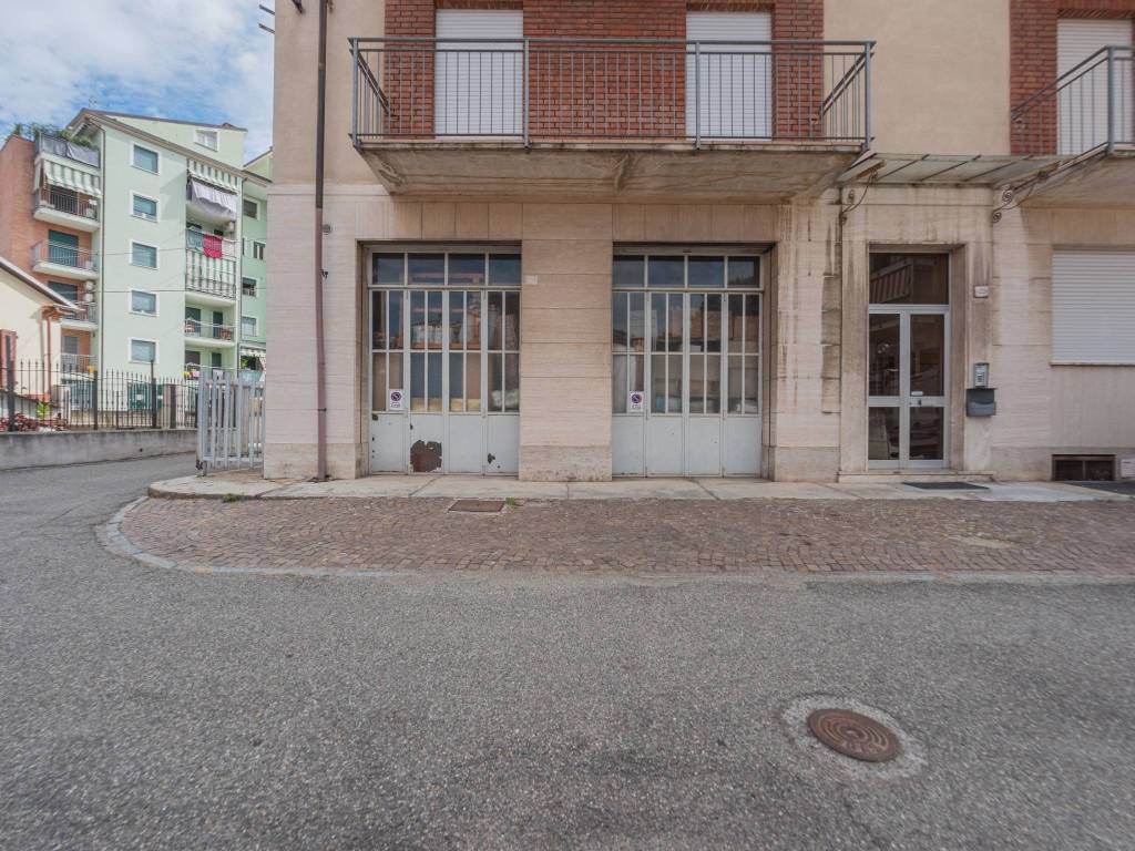 Box / garage a Asti in Via Ferdinando Gabotto, 22 - Foto 5