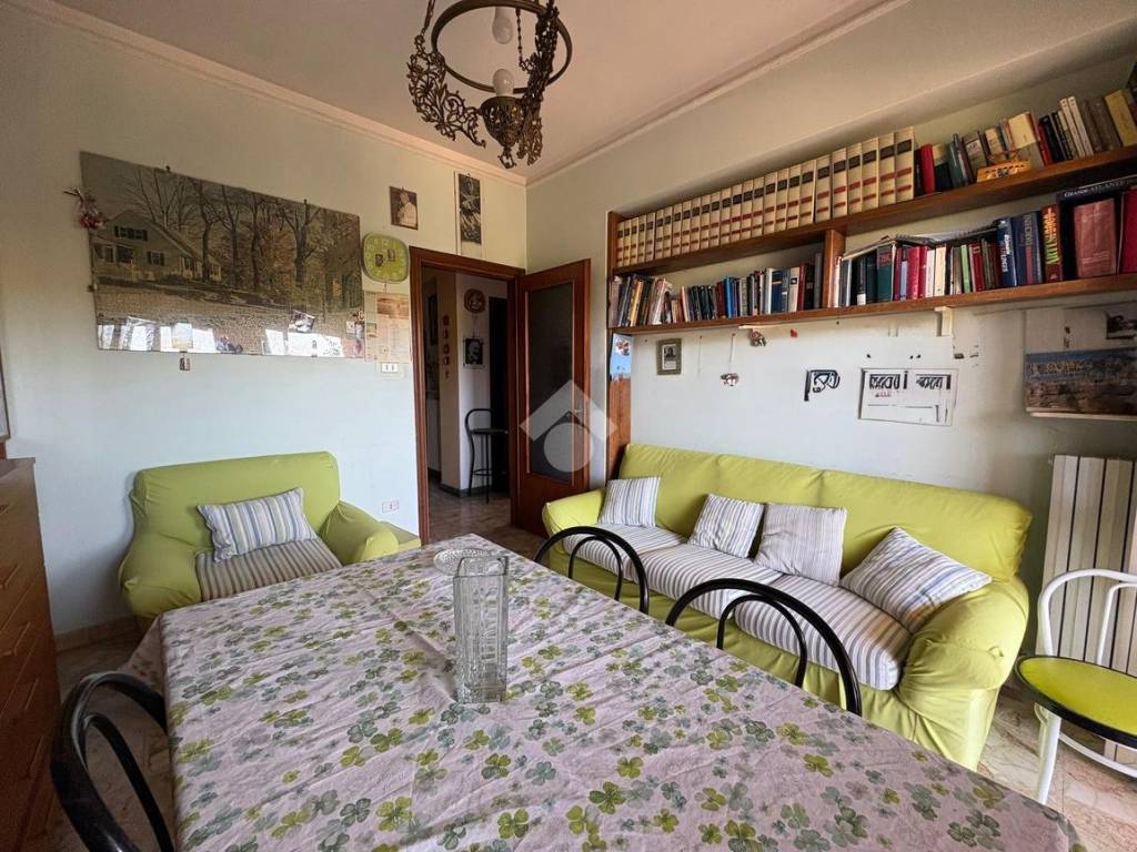 Appartamento a Cosenza in Via Fratelli Cervi, 21 - Foto 3
