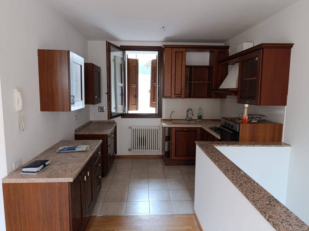 Appartamento a Castelvetro di modena in Via Sinistra Guerro, 49 - Foto 3