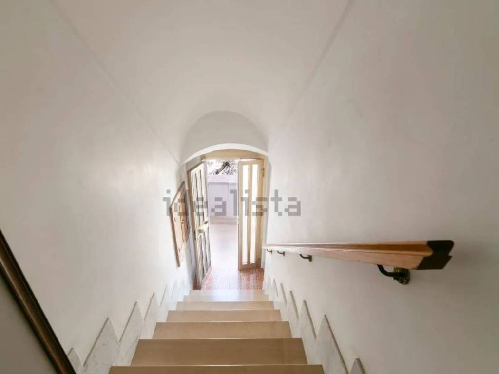 Appartamento a Cisternino in Via Regina Margherita - Foto 3