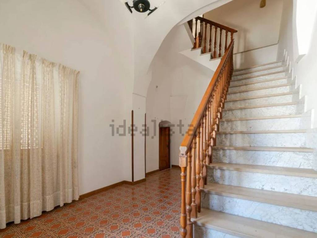 Appartamento a Cisternino in Via Regina Margherita - Foto 4