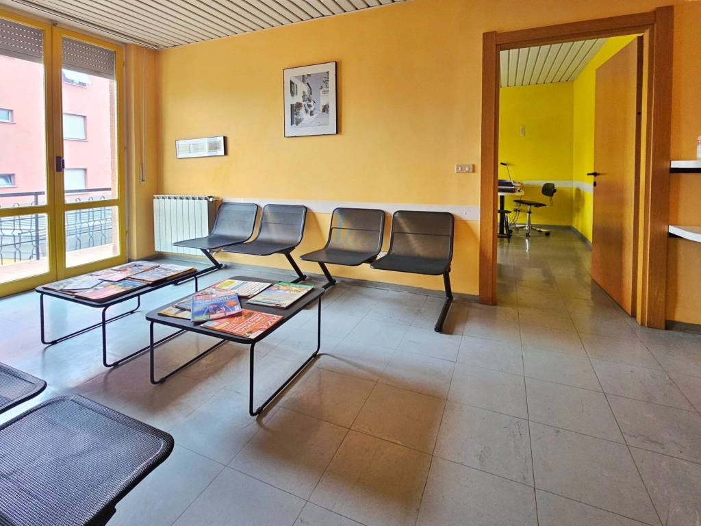 Appartamento a Sarzana in Via Sobborgo Emiliano, 24 - Foto 2
