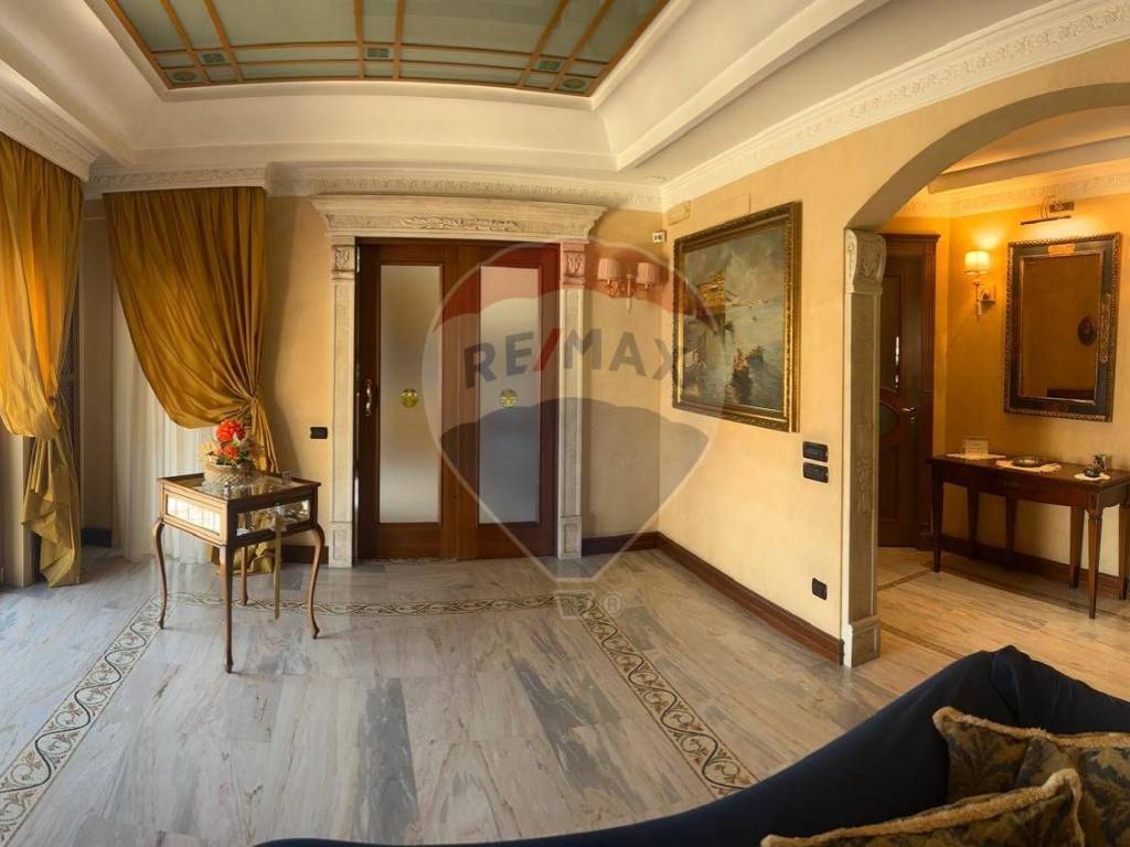 Appartamento a Napoli in Vico Sant'eframo Vecchio - Foto 2