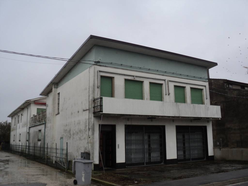 Appartamento a Codigoro in VIA PIAVE 72 - Foto 2