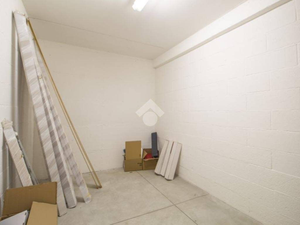 Box / garage a Rieti in Via Lisciano, 12 - Foto 2