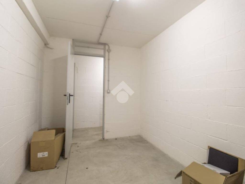 Box / garage a Rieti in Via Lisciano, 12 - Foto 4